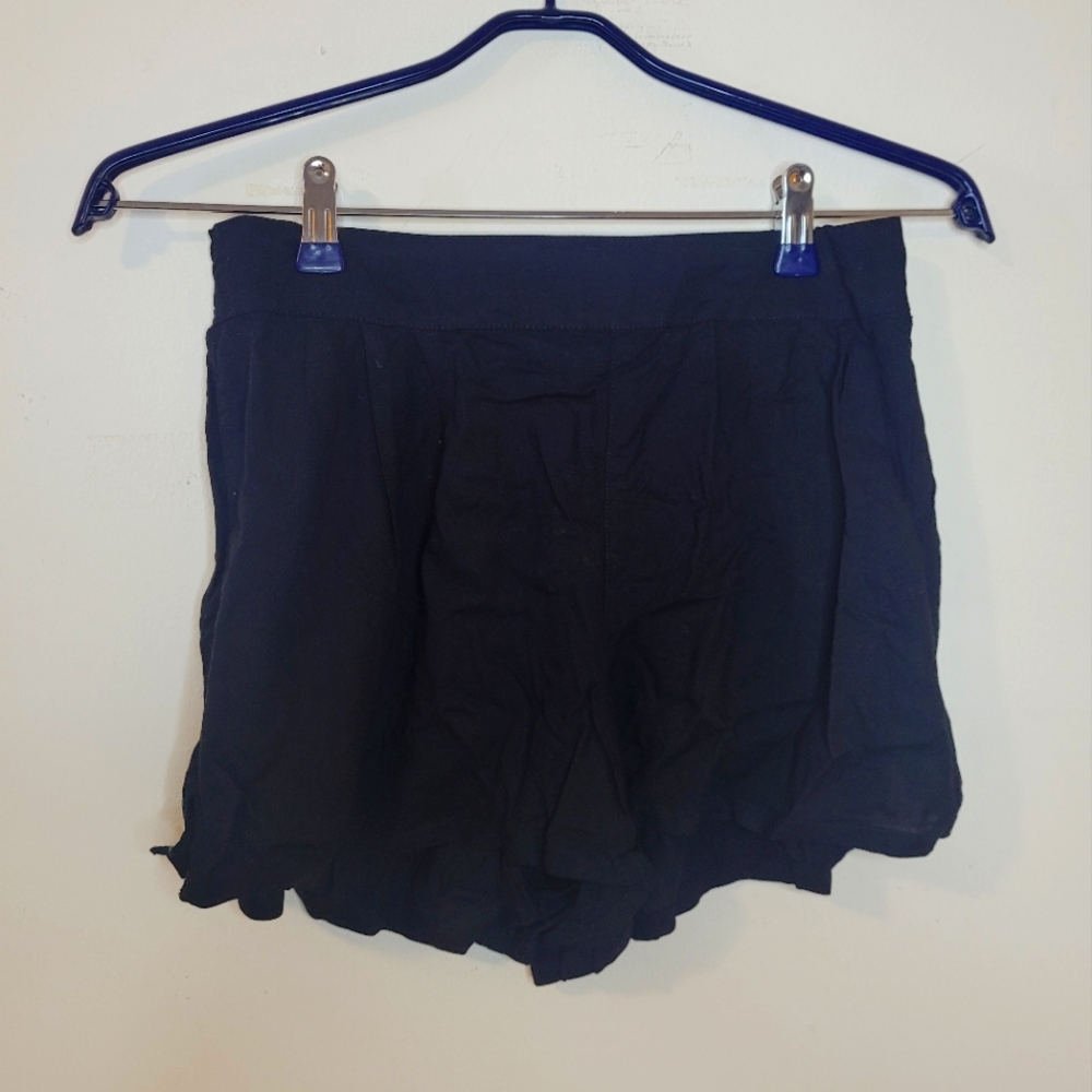 AE flowy shorts